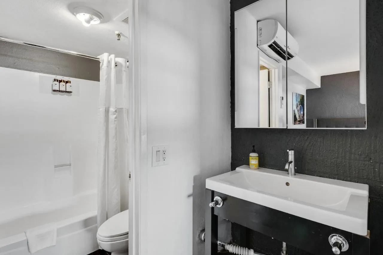 Clarendon Hotel 209 Phoenix