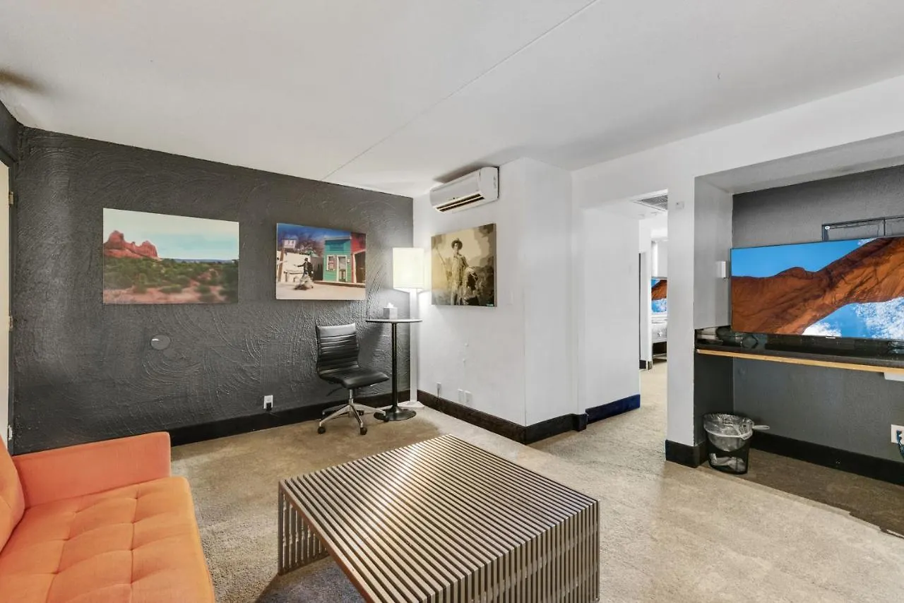 Clarendon Hotel 209 Phoenix